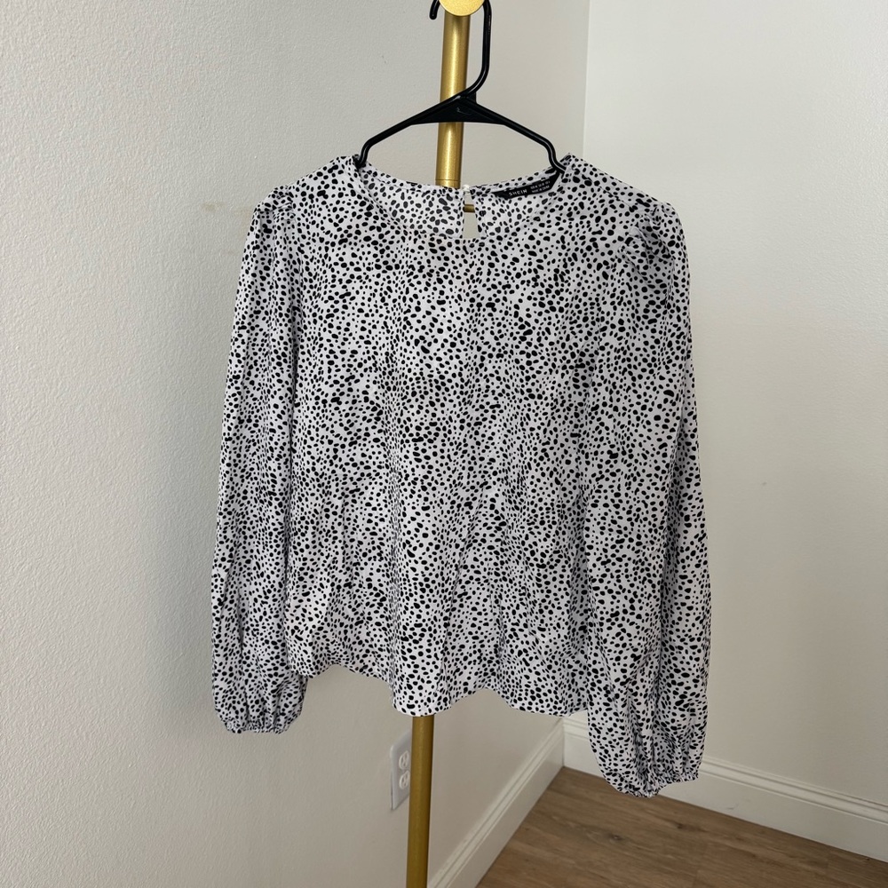 Black and White Patterned Top